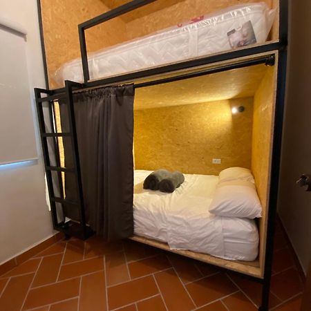 Banana Hostel Bogotá Eksteriør billede