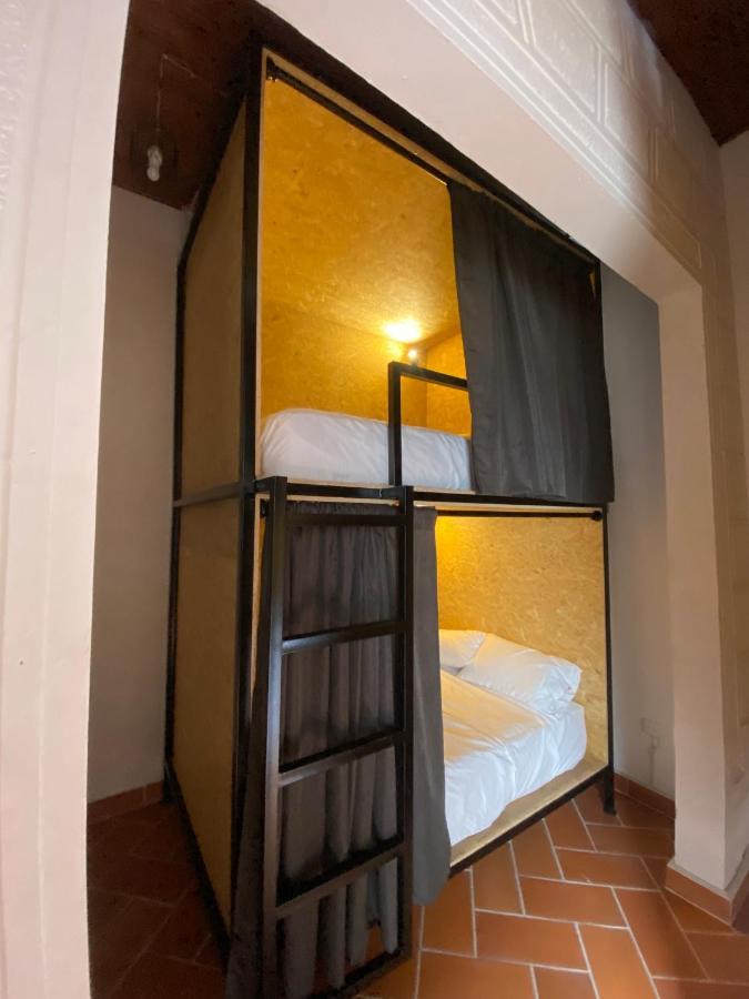 Banana Hostel Bogotá Eksteriør billede