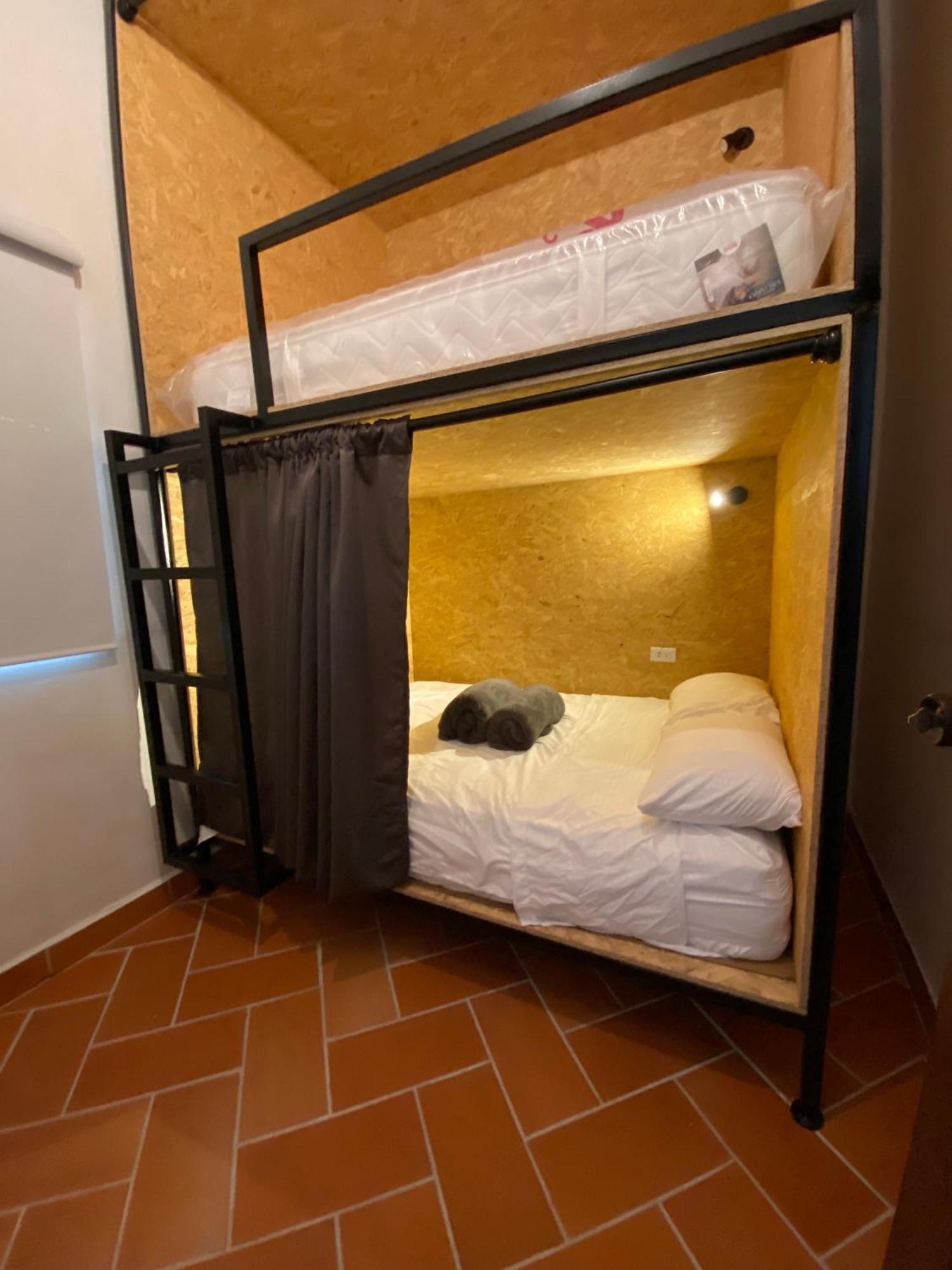 Banana Hostel Bogotá Eksteriør billede